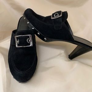 Stuart Weitzman mule, slip on  size 8.5 black suede, platform heel